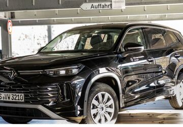 VW Tayron 8.821 km 49.830 &euro; Stuttgart-Feuerbach 70469