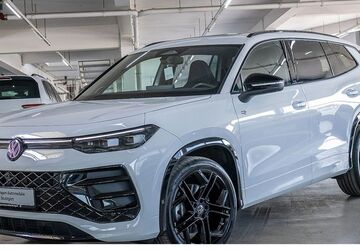 VW Tayron 22.585 km 47.830 &euro; Stuttgart-Wangen 70188