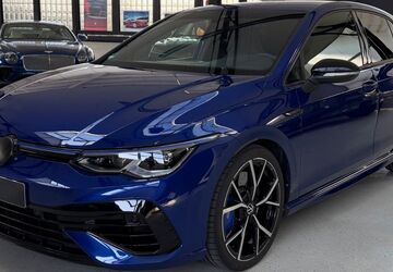 VW Golf 13.600 km 36.890 &euro; Uhingen 73066