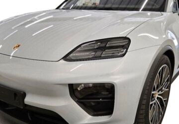 Porsche Macan 16.990 km 71.999 &euro; Stuttgart 70499
