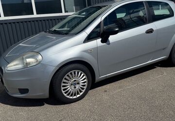 Fiat Grande Punto 93.000 km 2.690 &euro; Asperg / Stuttgart 71679