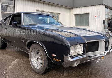Oldsmobile Cutlass 71.247 km 44.950 &euro; Uhingen 73066