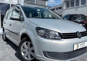 VW Touran 136.500 km 7.490 &euro; Korntal-Münchingen 70825