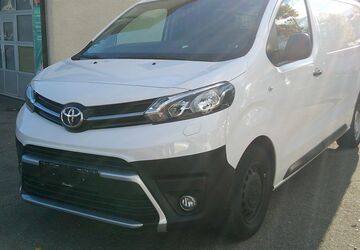 Toyota Proace (Verso) 120.000 km 13.990 &euro; Sindelfingen 71065