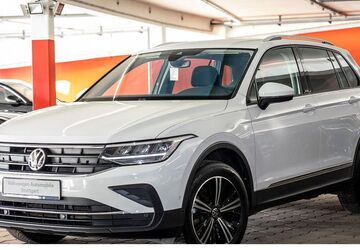 VW Tiguan 56.207 km 22.930 &euro; Stuttgart 70563