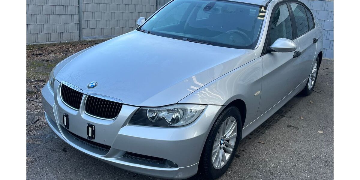 BMW 318 202.000 km 4.500 &euro; Leonberg 71229