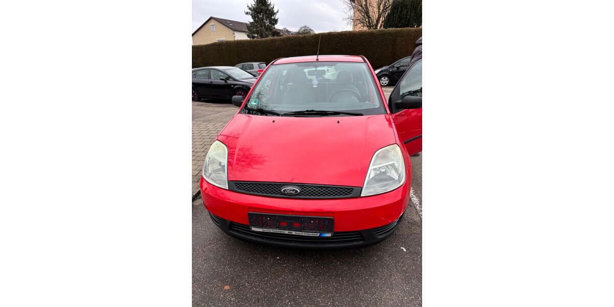 Ford Fiesta 123.000 km 2.200 &euro; Esslingen 73732