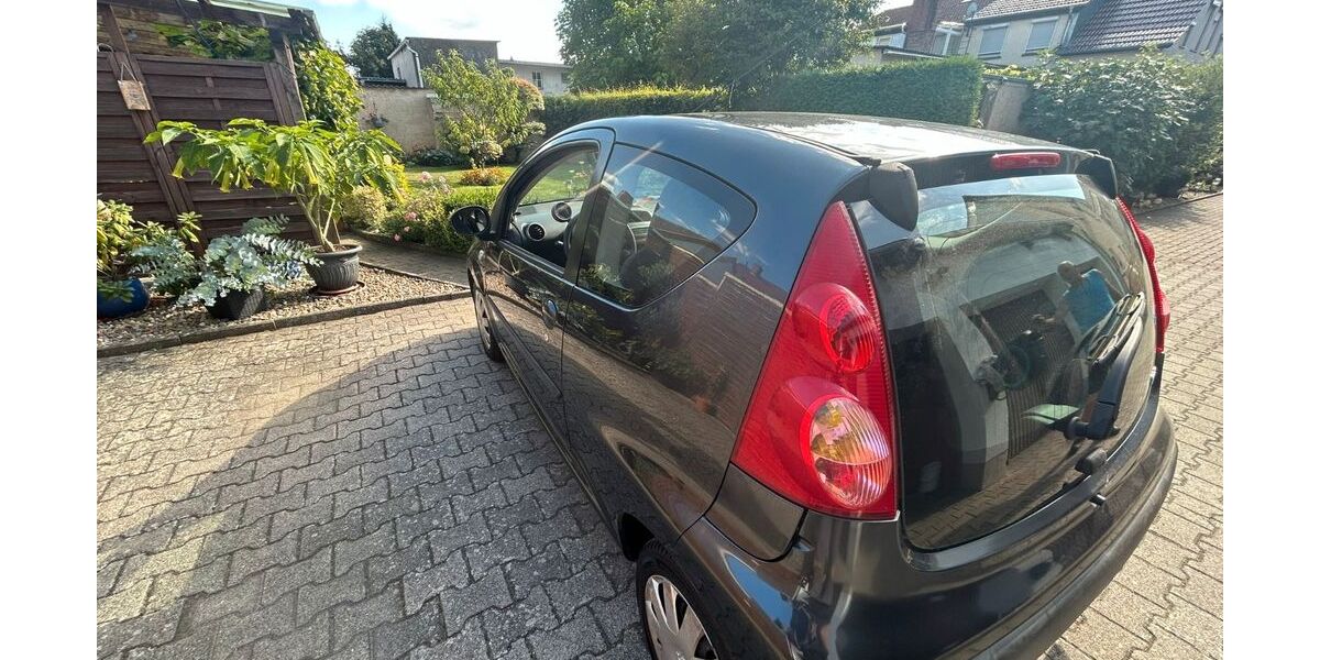 Peugeot 107 143.500 km 1.400 &euro; Steinheim 71711