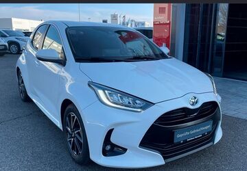Toyota Yaris 71.300 km 17.690 &euro; Göppingen 73037