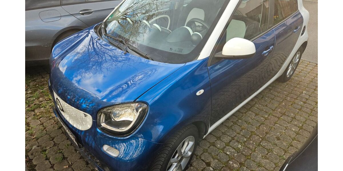 Smart ForFour 24.999 km 12.500 &euro; Stuttgart 70569