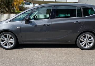 Opel Zafira Tourer 130.438 km 7.200 &euro; Stuttgart 70435