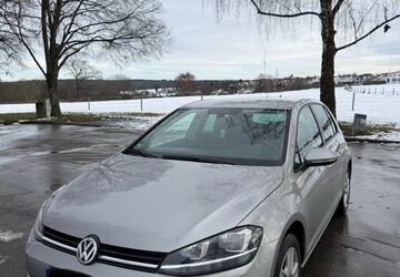 VW Golf 173.000 km 9.699 &euro; Esslingen 73730
