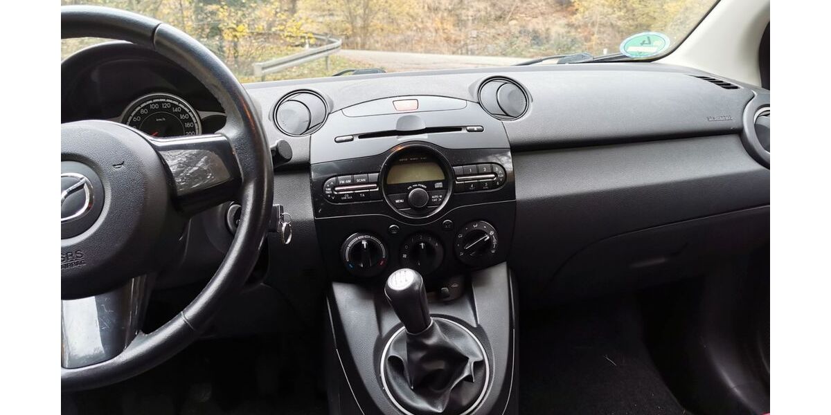 Mazda 2 130.775 km 4.500 &euro; Althutte 71566