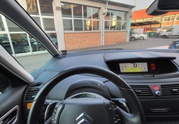 Citroen C4 Picasso 99.000 km 4.800 &euro; Stuttgart 70372