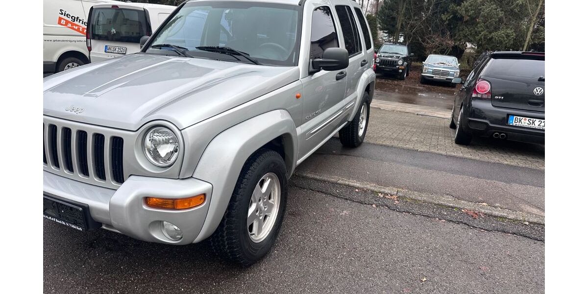 Jeep Cherokee 104.772 km 9.499 &euro; Korb 71404