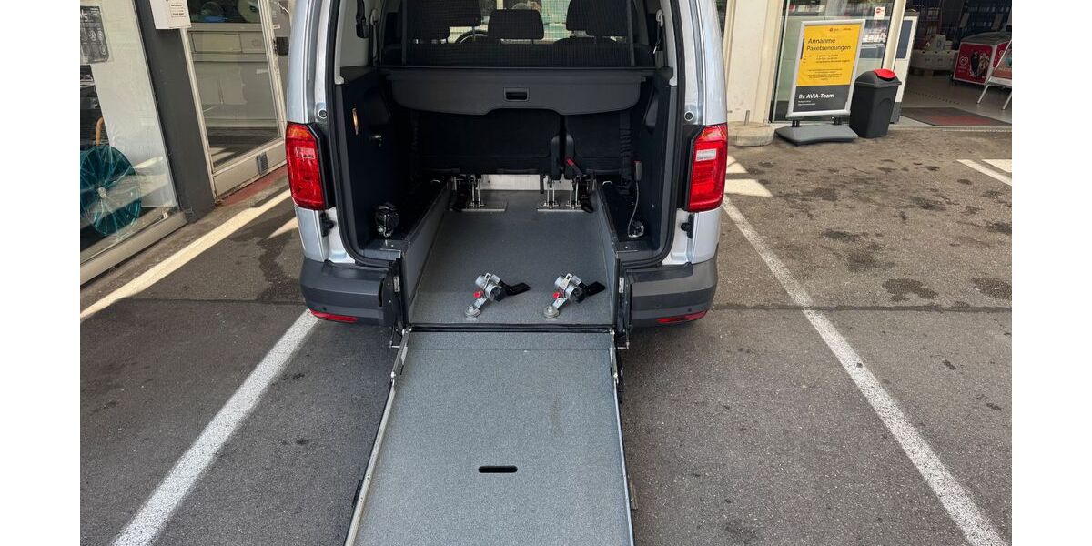 VW Caddy 39.000 km 22.450 &euro; Neckartenzlingen bei Stuttgart 72654