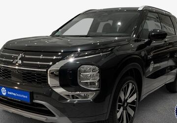Mitsubishi Plug-in Hybrid Outlander 15.000 km 46.890 &euro; Stuttgart 70190