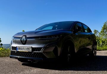 Renault Megane E-TECH 46.000 km 21.990 &euro; Löwenstein 74245