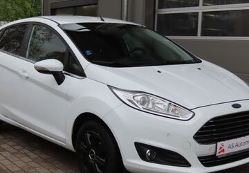 Ford Fiesta 82.000 km 5.990 &euro; Stuttgart 70329