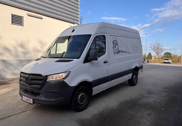 Mercedes-Benz Sprinter 309.000 km 8.900 &euro; Korntal Münchigen 70825