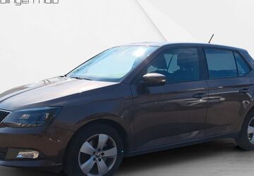 Skoda Fabia 93.700 km 10.790 &euro; Böblingen 71034