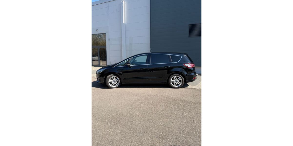 Ford S-Max 70.336 km 20.200 &euro; Erdmannhausen 71728