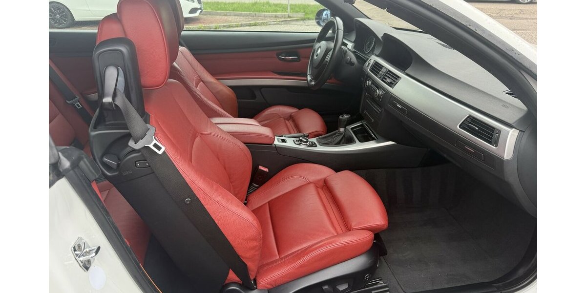 BMW 335i Cabrio M Sportpaket Leder Xenon Navi 116.000 km 16.850 &euro; Schorndorf 73614