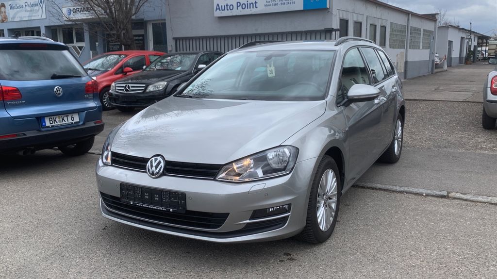 VW Golf 74.000 km 11.000 &euro; Fellbach-Stuttgart 70736