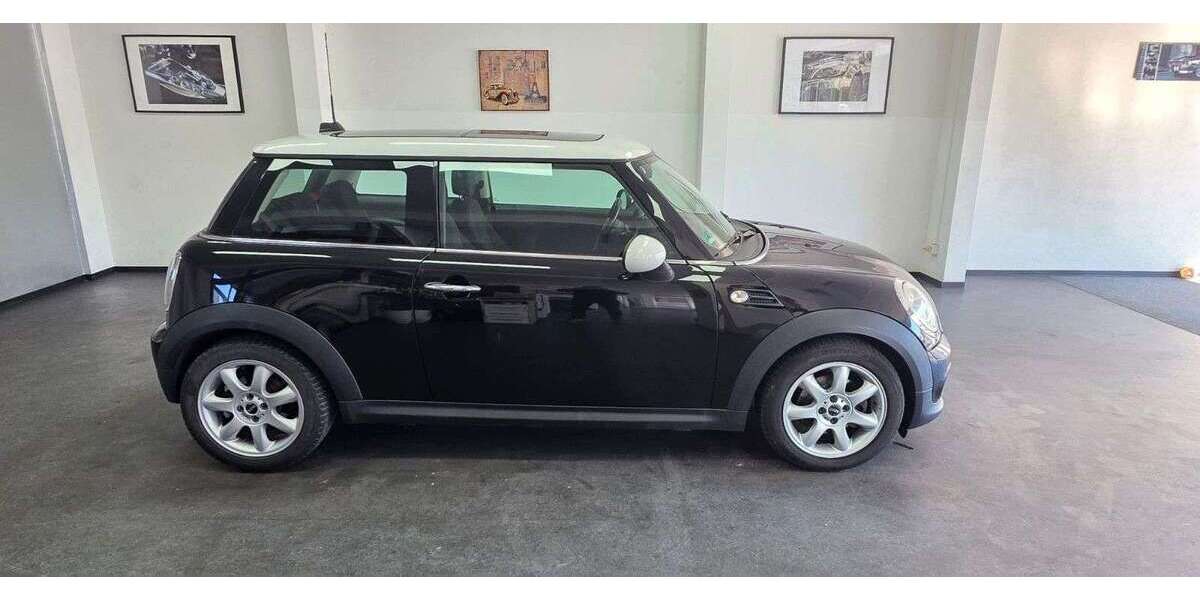 Mini Cooper 147.000 km 4.990 &euro; Asperg 71679
