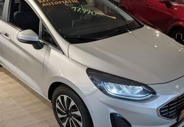 Ford Fiesta 22.649 km 17.990 &euro; Esslingen am Neckar 73733