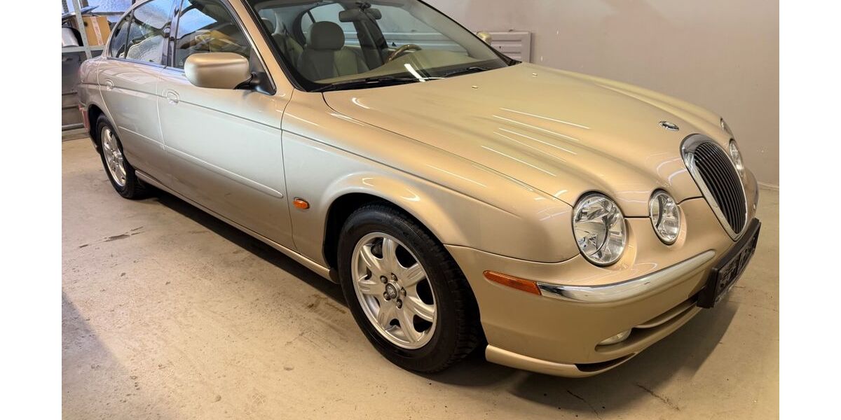 Jaguar S-Type 123.000 km 3.999 &euro; Fellbach bei Stuttgart 70734