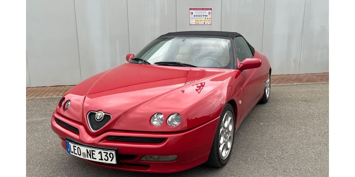 Alfa Romeo Spider 197.000 km 10.500 &euro; Leonberg 71229