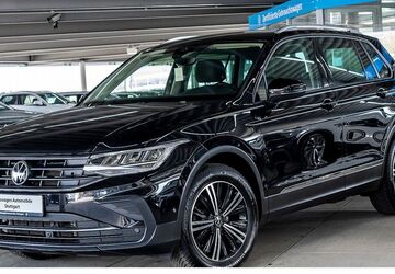 VW Tiguan 70.894 km 27.230 &euro; Stuttgart-Wangen 70188