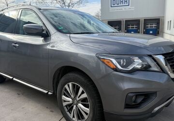 Nissan Pathfinder 97.287 km 7.999 &euro; Fellbach 70736