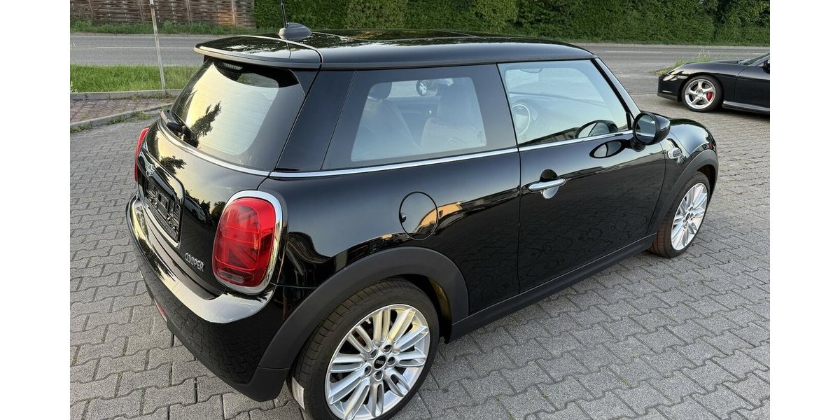 Mini Cooper Chilli II*1.Hand,LED,Panorama,Teilleder* 138.000 km 10.750 &euro; Schorndorf 73614