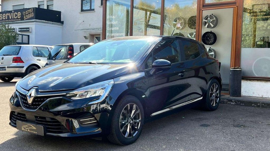 Renault Clio 95.000 km 10.999 &euro; Waiblingen 71332