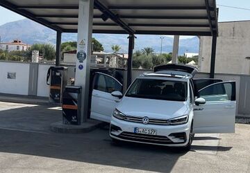 VW Touran 75.000 km 22.990 &euro; Stuttgart 70565