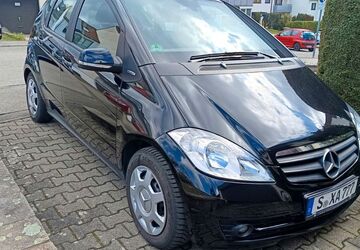 Mercedes-Benz A 180 106.800 km 5.500 &euro; stuttgart 70569