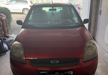 Ford Fiesta 132.000 km 1.800 &euro; Böblingen 71034