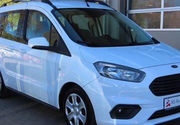Ford Tourneo Courier 65.000 km 11.990 &euro; Stuttgart 70329