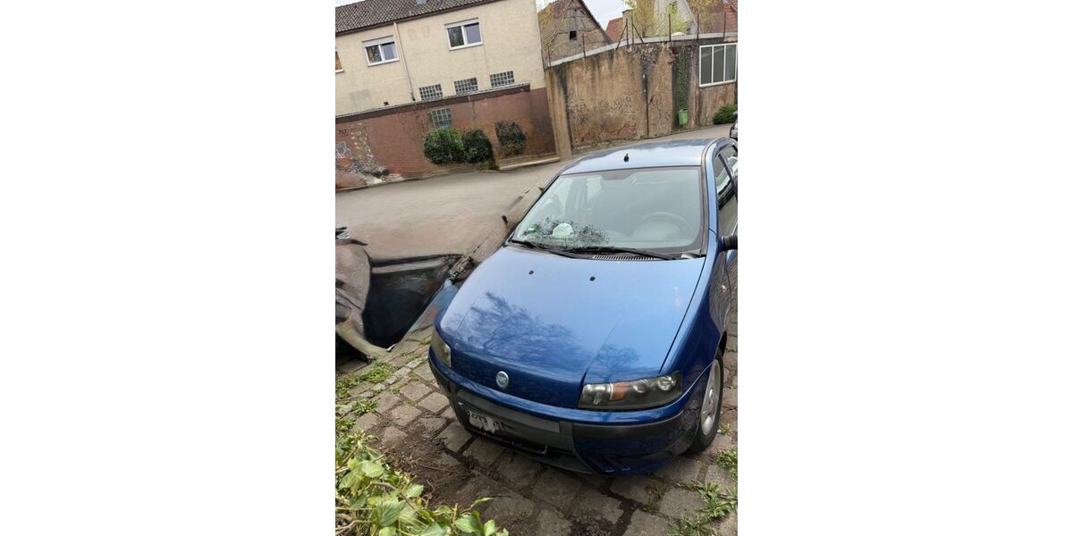 Fiat Punto 165.972 km 1.100 &euro; Lauffen 74348