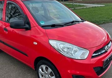 Hyundai i10 96.000 km 2.690 &euro; Bietigheim-Bissingen 74321