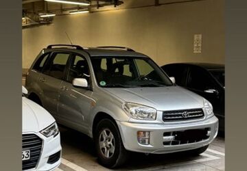 Toyota RAV 4 99.000 km 6.300 &euro; Waiblingen 71334