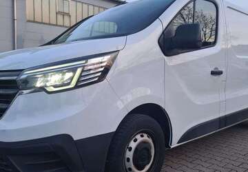 Renault Trafic 83.000 km 17.500 &euro; Ebersbach An Der Fils 73061