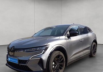 Renault Megane E-TECH 14.600 km 34.450 &euro; Stuttgart 70469