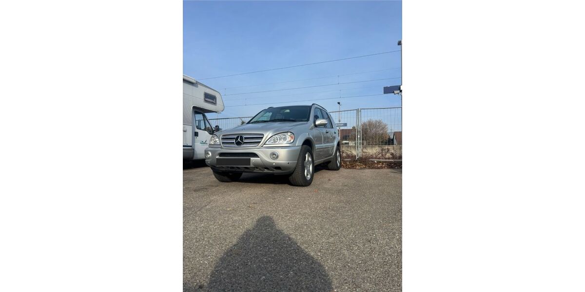 Mercedes-Benz ML 55 AMG 142.000 km 15.500 &euro; Weinstadt 71384