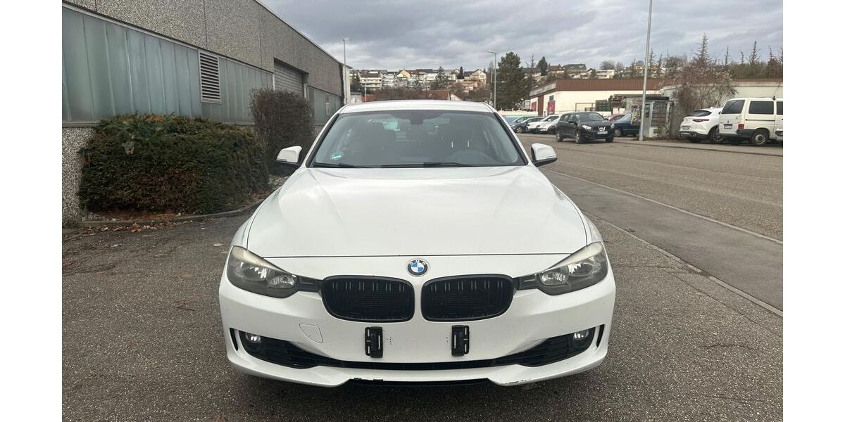 BMW 328 209.000 km 7.250 &euro; Waiblingen 71334