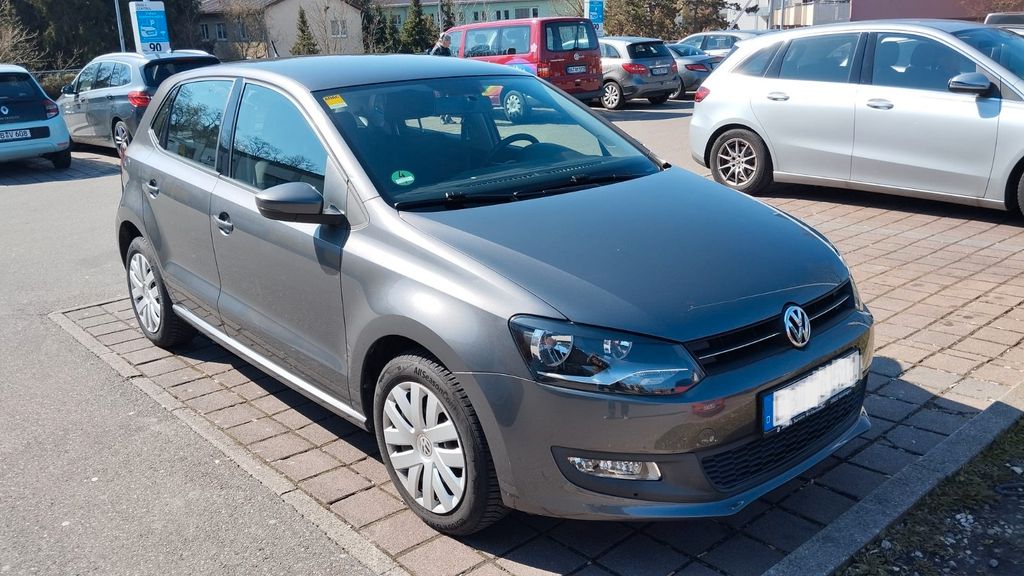 VW Polo 60.200 km 5.950 &euro; Böblingen 71032
