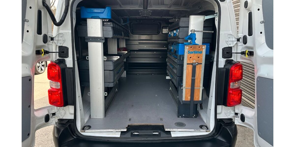 Opel Vivaro 92.772 km 16.200 &euro; Sindelfingen 71065