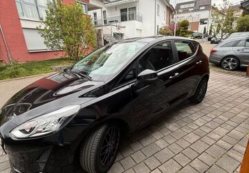Ford Fiesta 78.000 km 10.500 &euro; Korb 71404